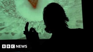 Watch: Iranians show daily life under air strikes and regime crackdown